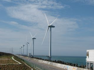 写真：南浜の洋上風力発電2