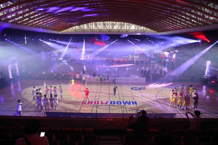 写真：メインアリーナにて開催したバスケットボール大会の様子