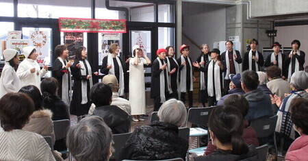 写真：12月の音楽会の風景