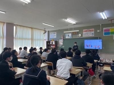 写真：防災安全課による出前講座の様子