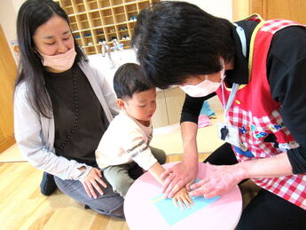 写真：うずも児童館ご朱印の日の様子