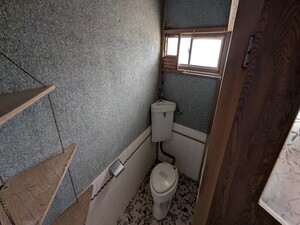 写真：1階洋式トイレ