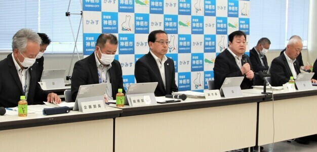 写真：定例記者会見会場の様子