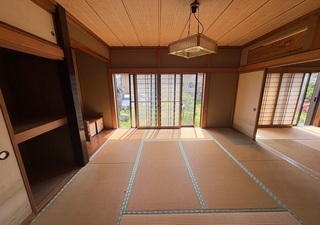 写真：床の間のある1階東側和室