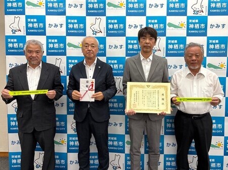 写真：2026年5月25日撮影、木之内教育長と訪問者3名